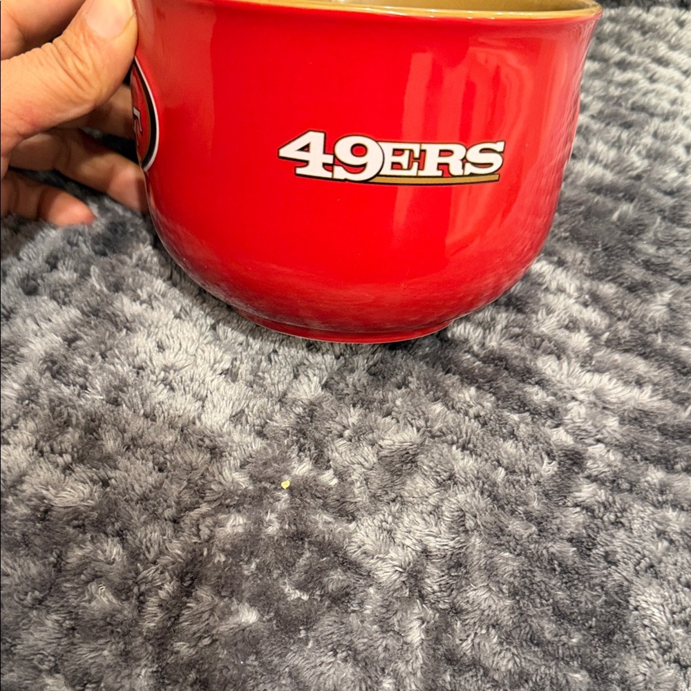 Vibrant Red SF Logo Mug - Picture 4 of 5